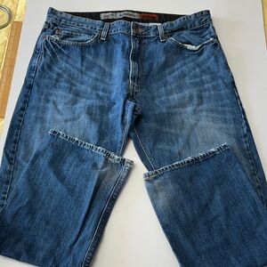 Signature by Levi Strauss Men's Classic Blue Jeans